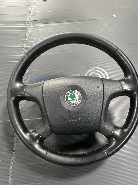 Руль Шкода Октавіа а5