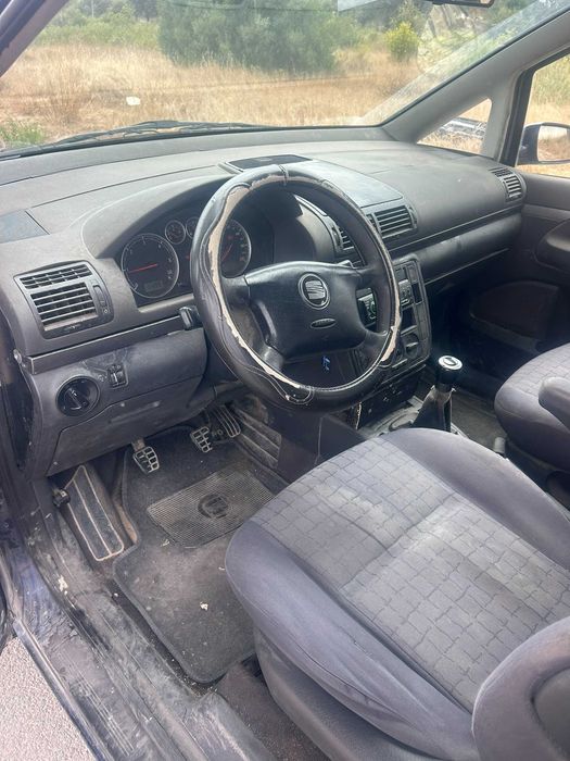 Seat Alhambra 1.9 TDI 115 - Ano 2000 - Carro de trabalho diário - Ler descrição