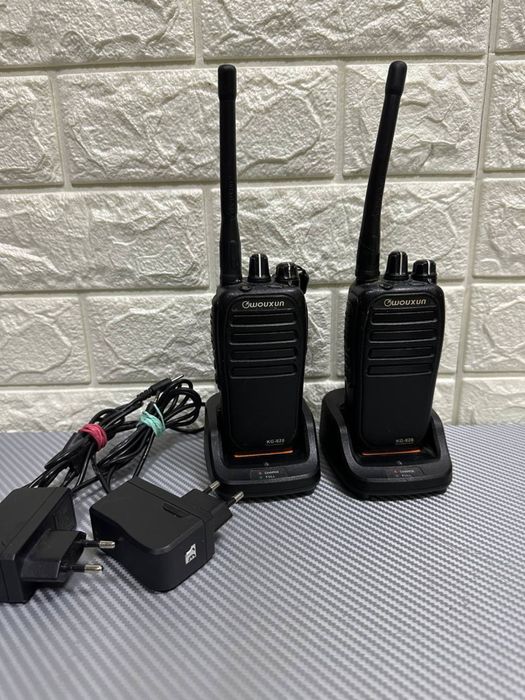 Портативні рації Wouxun KG-828