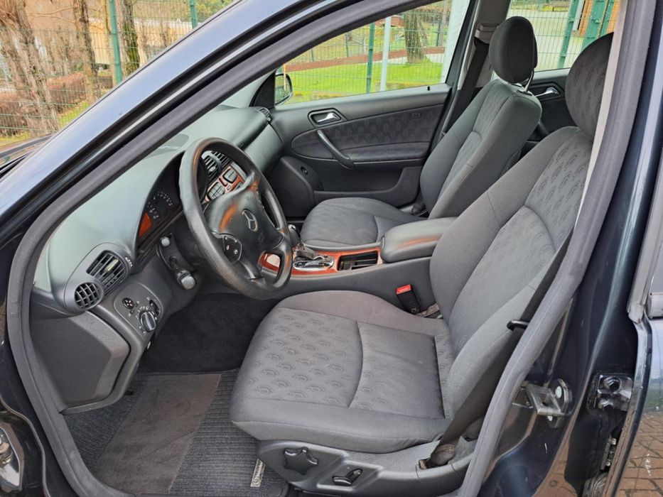 Mercedes benz c220 cdi 206 mil kms reais