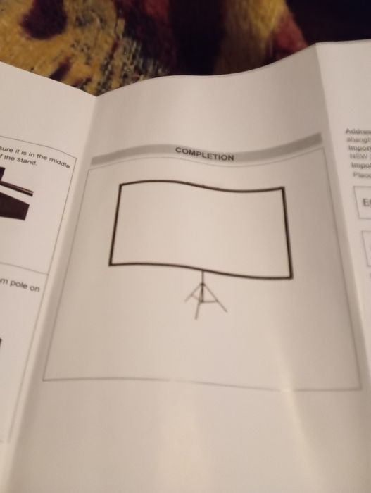 Projection Screen458972043832217600