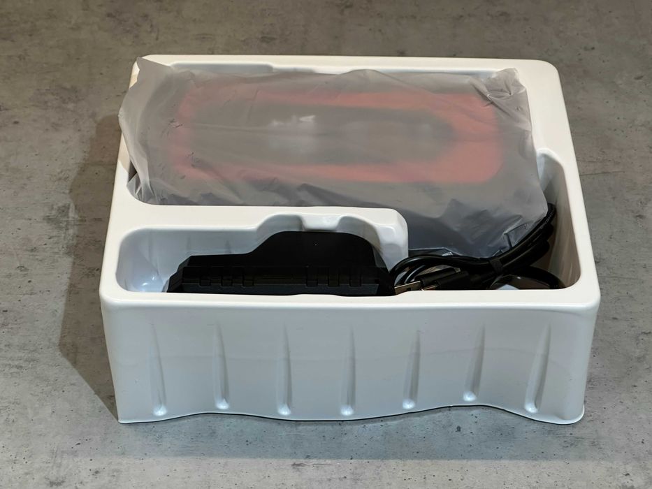 Пусковое устройство для автомобиля бустер пик 1200А HOCO QS3 10000mAh