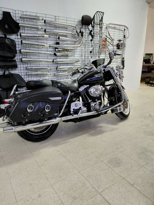 Harley davidson road king classic