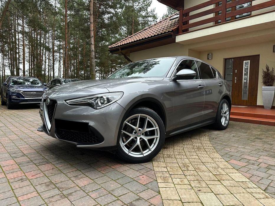 Alfa Romeo Stelvio 2.0 Turbo 16V  280 PS AT8-Q4 Ti Skóra 4x4