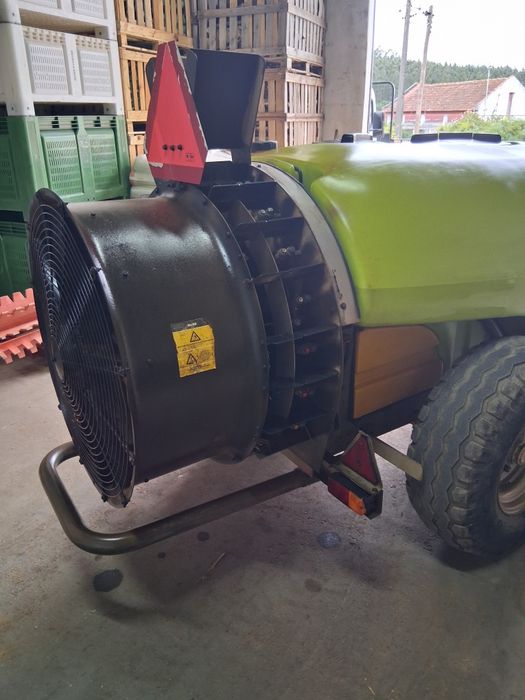 Pulverizador Rocha 1000l