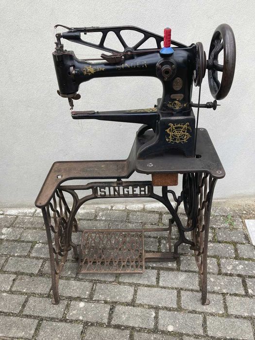 Maquina costura sapateiro Singer 29K2