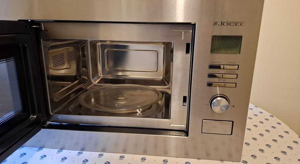 Micro-ondas Encastre JOCEL JME01466 (25 L - Com Grill - Inox) avariado