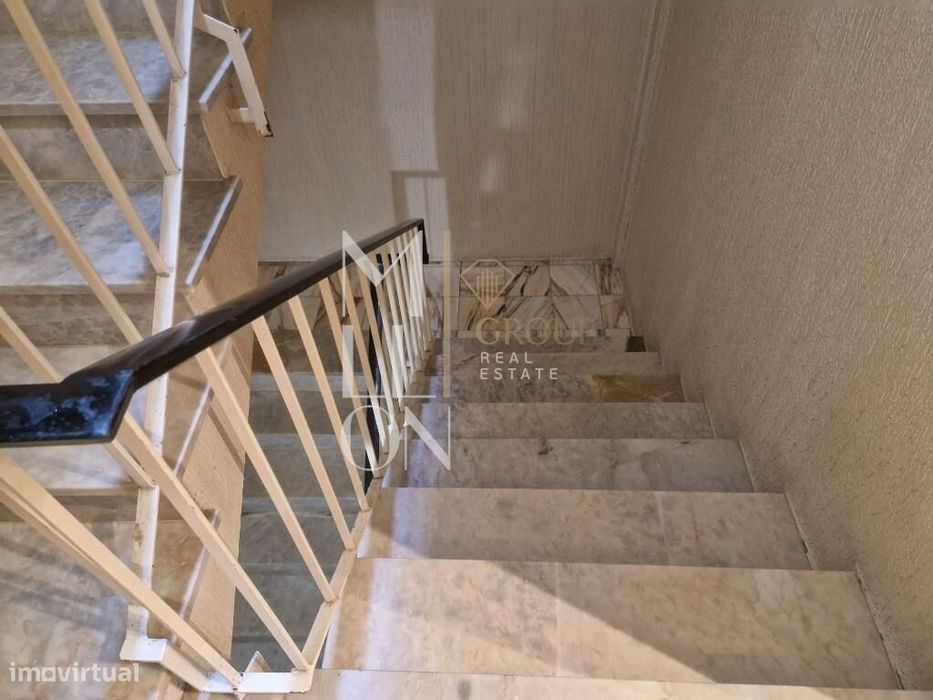 Apartamento T3 Renovado com Suite e Excelente Exposição Solar | Paços