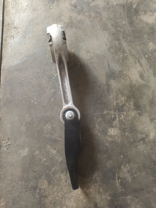 Подушка двигателя volkswagen polo