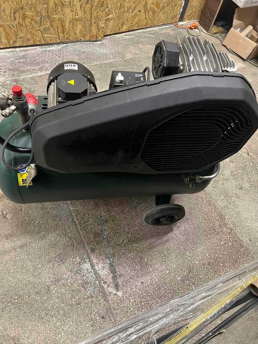Компресор Metabo Mega 350-100 D