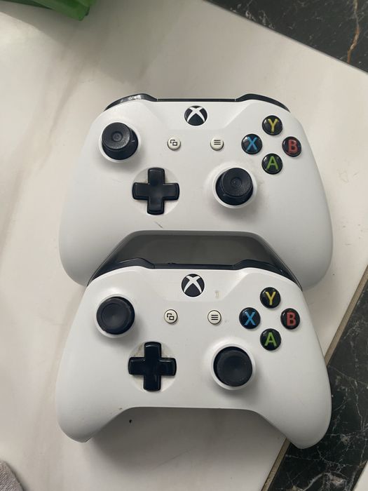 Xbox one  s і 6 ігор