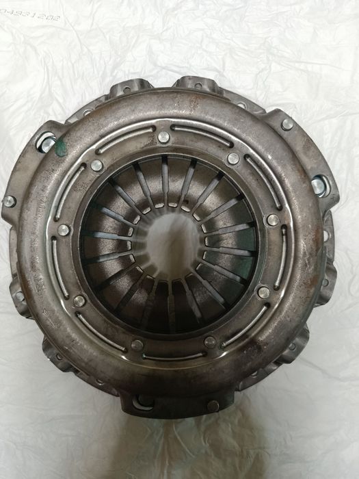 Корзина зчеплення для Опель Корса - Д