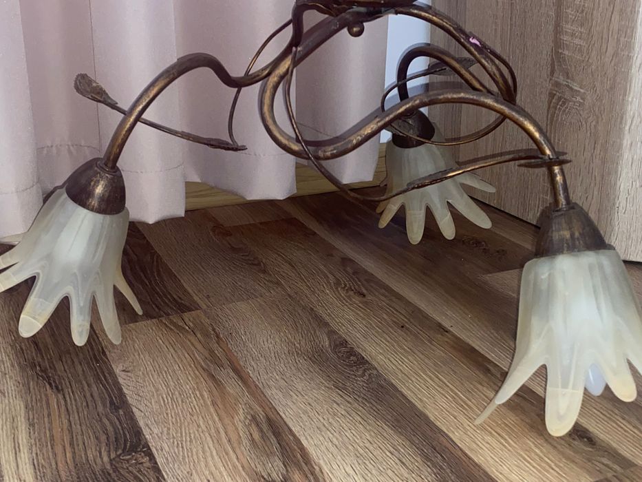 Żyrandol bardzo dobry stan