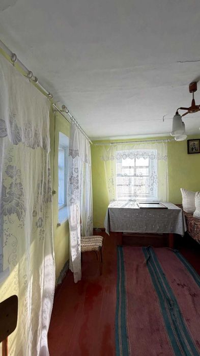 Продаж будинку біля Вишнівця