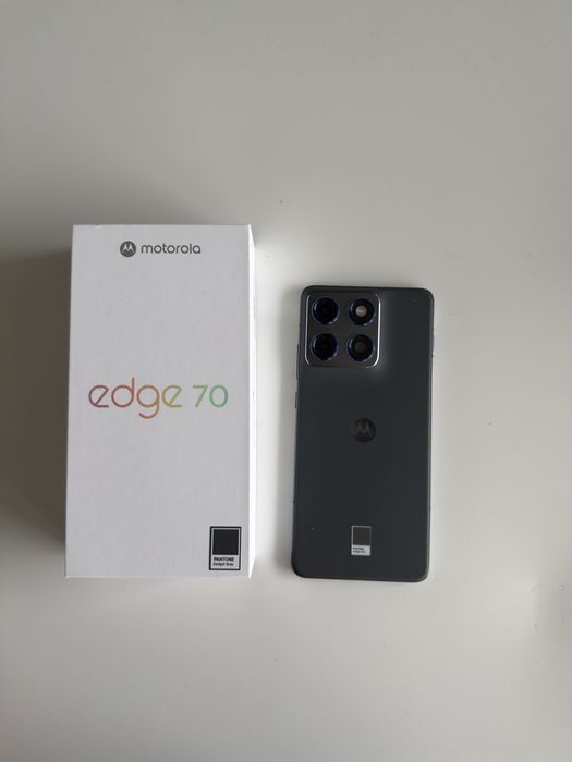 Motorola edge 70 cinzento