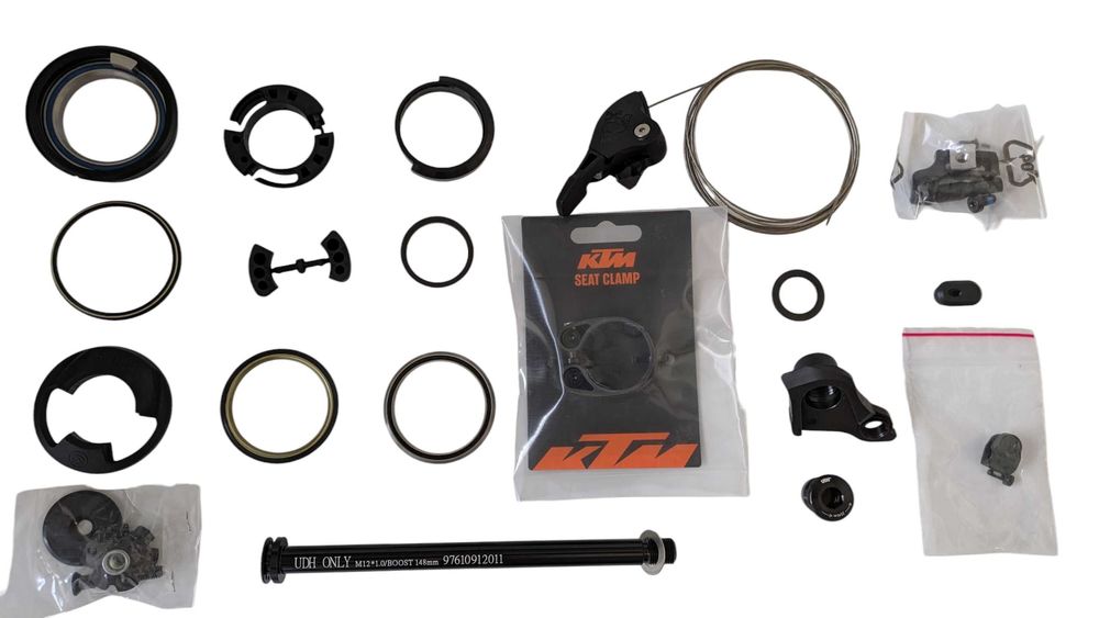 Rama KTM Myroon Exonic, rozm. M/L/XL + Fox 32 Factory 29''. nowa (932)