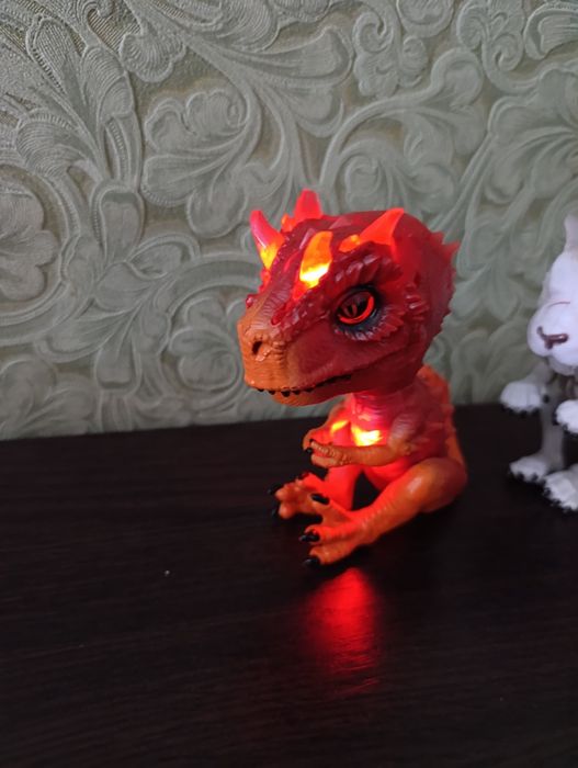 Интерактивный дракоша, саблезубый тигр Фингерлингс