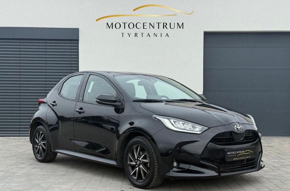 Toyota Yaris Automat! Radar zderzeniowy! Podgrzewane siedzenia! Apple CarPlay!