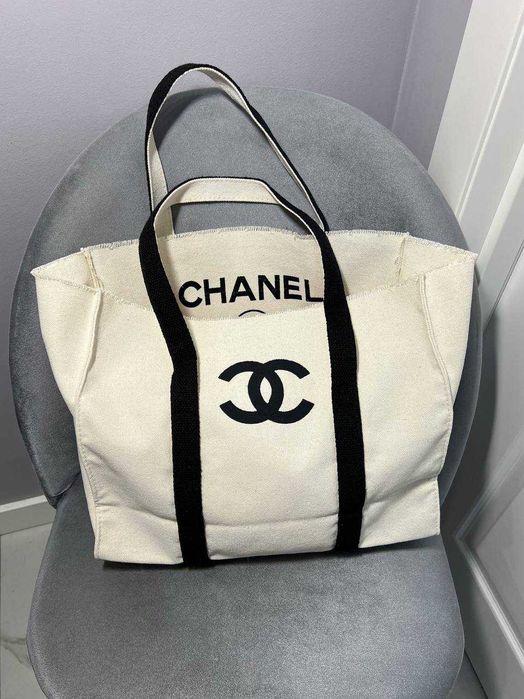 Сумка світла пляжна Chanel