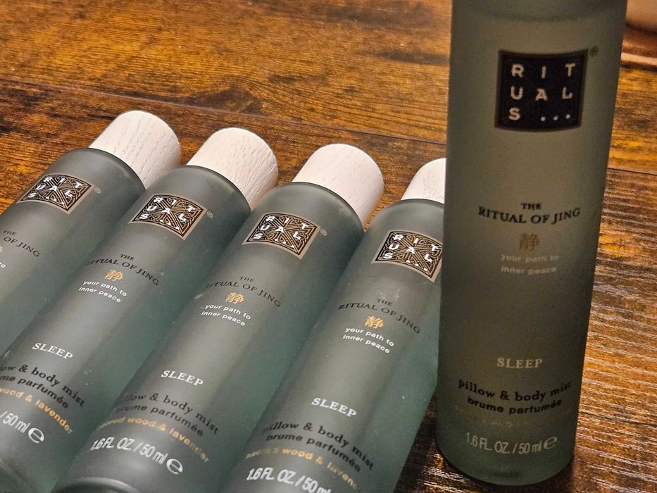 Rituals The Ritual of Jing Sleep pillow & body mist 50 ml - NOWA mgiełka do poduszek i ciała aż -33% od ceny regularnej SPRWADŹ NAJTAŃSZĄ OKAZJĘ