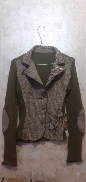 Женская Кофта  из шерсти