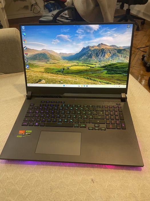 Asus ROG G17 Ryzen9/32GbDDR5/RTX4070/240hz