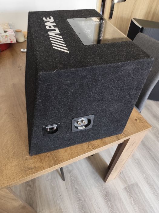 Subwoofer tuba skrzynia basowa Alpine sbg-1244bp