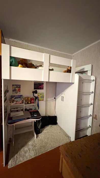 Продам дитяче б/у ліжко горище