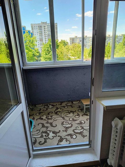 Сдам квартиру двухкомнатную