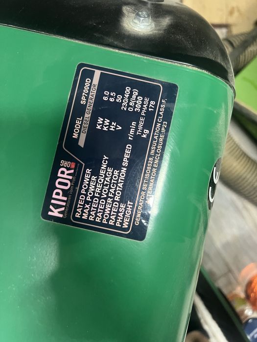 Дизельний генератор 6.5 kw 3 фази новий