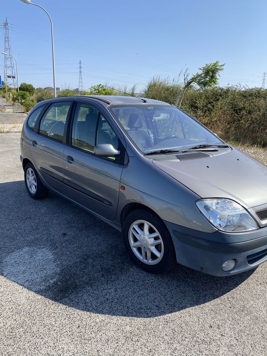 Renault Scenic 1.9 dCi