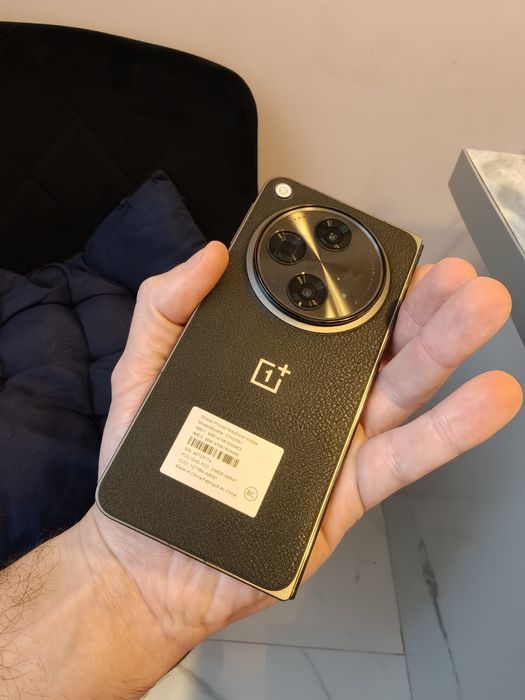 Продам onePlus Open гараний стан