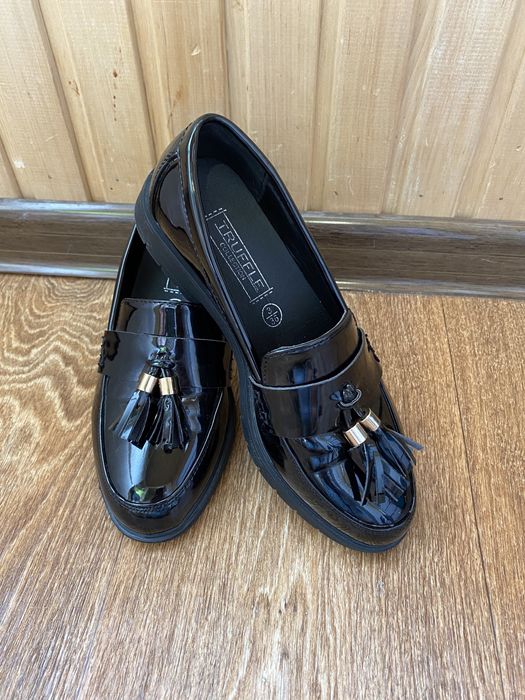 Лофери Asos Truffle collection лакові