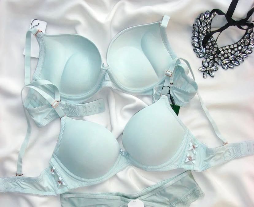 Бюстгальтер з 3Д пуш ап