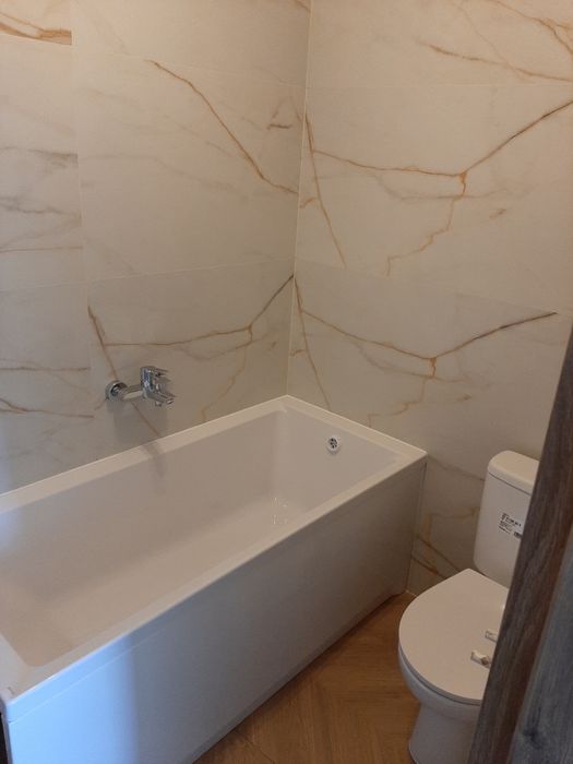 Naprawa spłuczki. Czyszczenie kanalizacji. Udrażnianie rur. Hydraulik