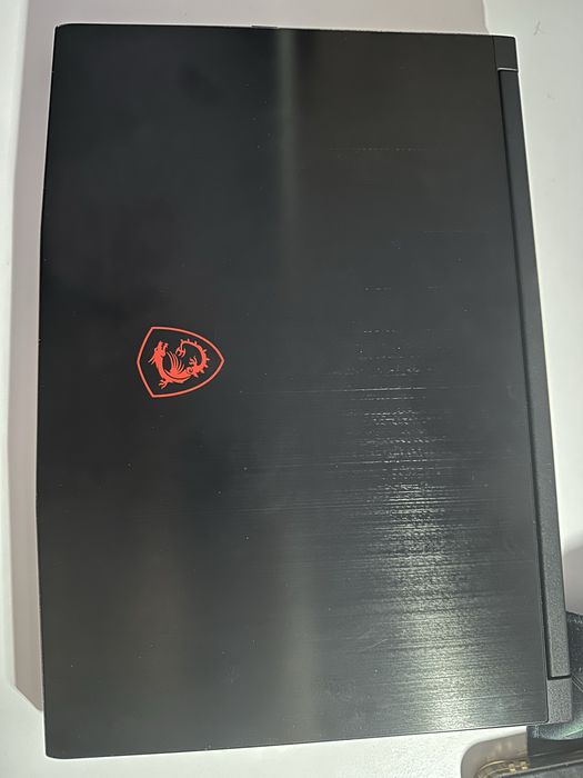 Ноутбук MSI GF63 Thin 10 UC