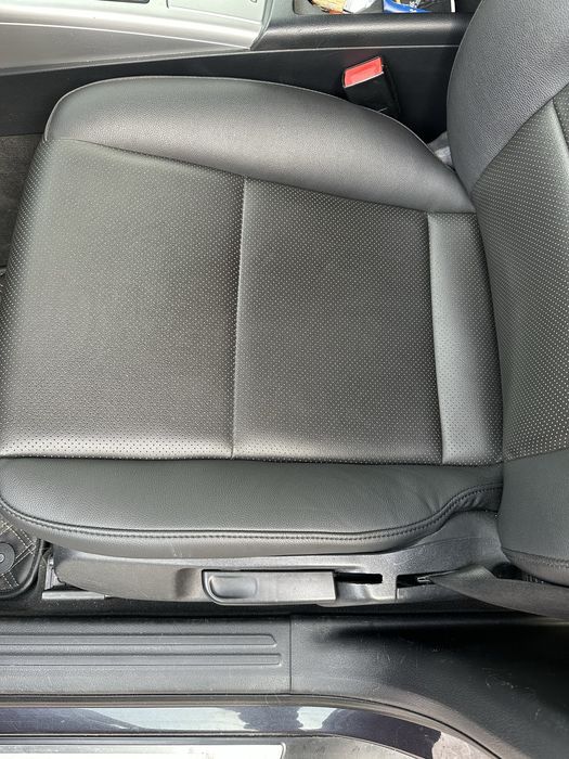 AUDI A-6 (2011 р.в.)   2,0TDI.    АУДИ