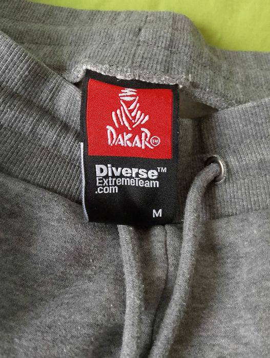 DIVERSE. Spodnie damskie dresowe