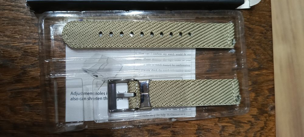 Pasek do zegarka z płótna Canvas Strap Khaki 18.