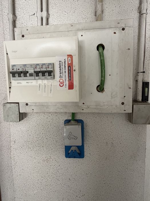 Garagem em Tercena