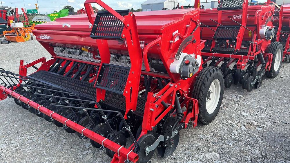 Siewnik zbożowy OZDOKEN PERTUM S-300 3m