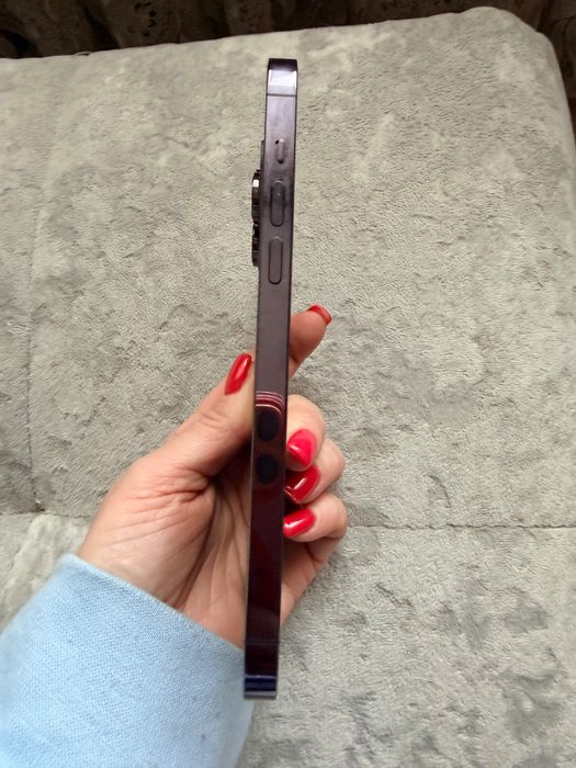 Продається айфон 14 про мах на 256 ГБ