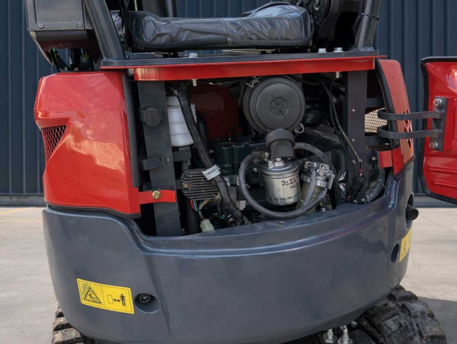 MINI GIRATORIA 1800kgs - Kubota D722 - Novo