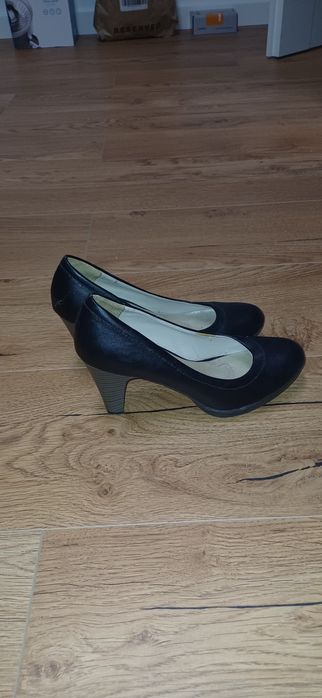 Buty na obcasie zalewski roz 35/36