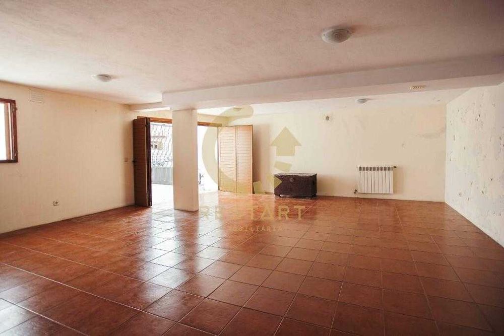 Moradia T3, 3 frentes em Guifões