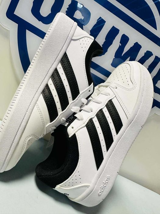 Adidas Hoops Classic  37 - 40     KI1073
