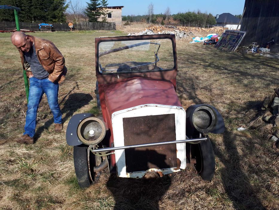 Zabytkowy citroen dla pasjonata