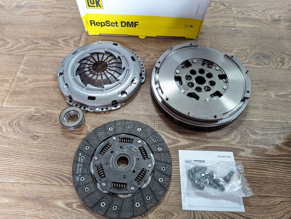 Комплект зчеплення LUK з двомасовим маховиком VW LT 28-35-46 2.5TDI
