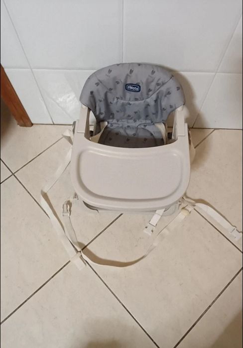 Cadeira de refeição