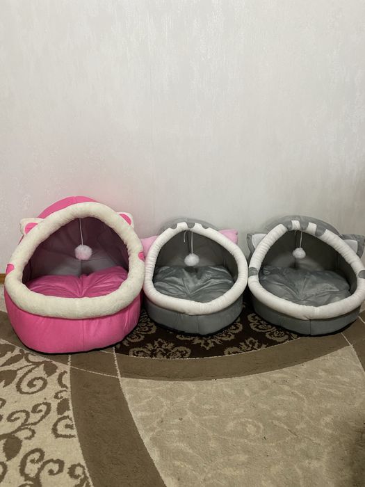 Будиночок , лежанка, для котів/собак різні